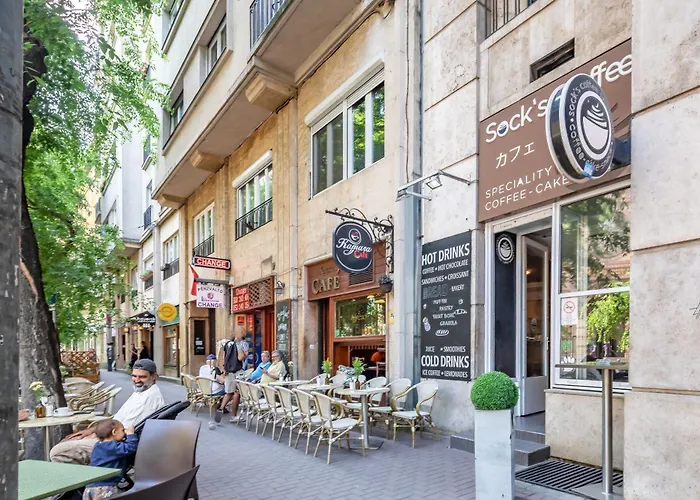 Super - Ac - New - Modern * Budapeşte