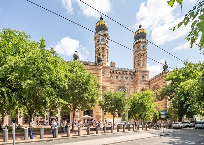 Super - Ac - New - Modern * Budapesta