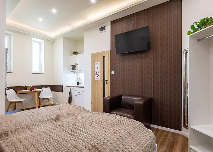 Super - Ac - New - Modern *