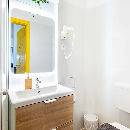 Super - Ac - New - Modern Apartamento